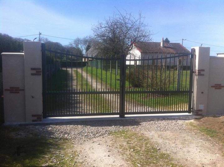 Portail en fer forgé La Ferté-en-Ouche