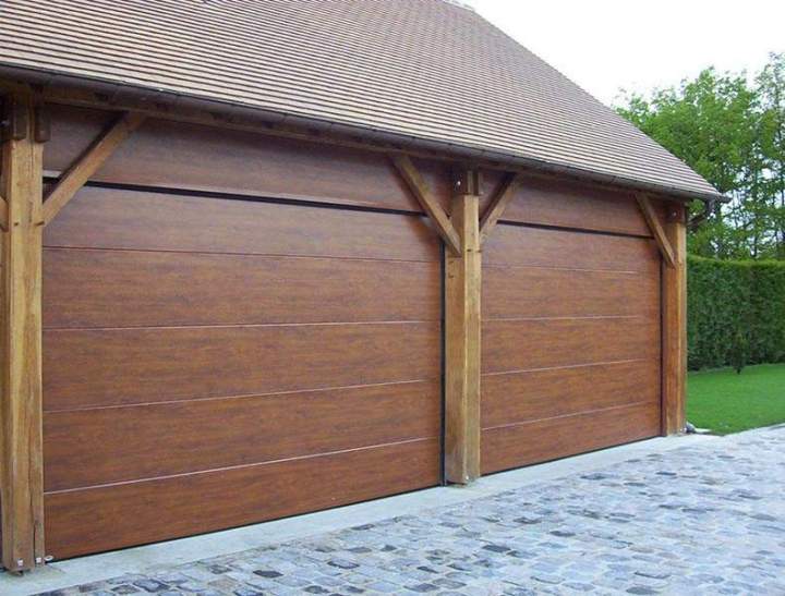 Porte de garage en bois La Ferté-en-Ouche